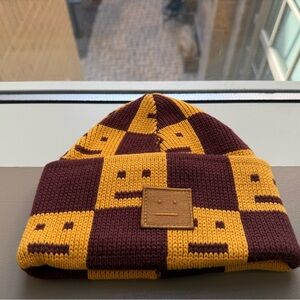 Face Logo Wool Blend Beanie